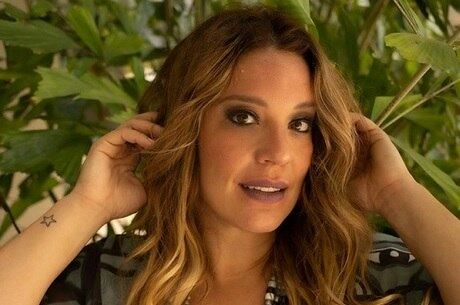 Helga Nemetik, atriz e cantora