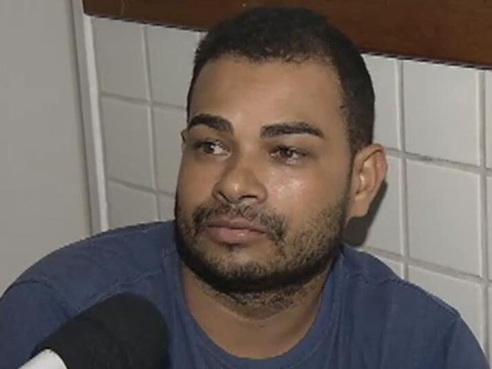 Com ciúme da ex-esposa, Adriano Rodrigues, de 34 anos, atirou contra o atual namorado dela, na noite do último sábado (18), na Grande Vitória (ES), de acordo com a reportagem do Cidade Alerta. Assista ao vídeo
+ Quer ver tudo o que rolou no Cidade Alerta? Veja a íntegra no R7 Play