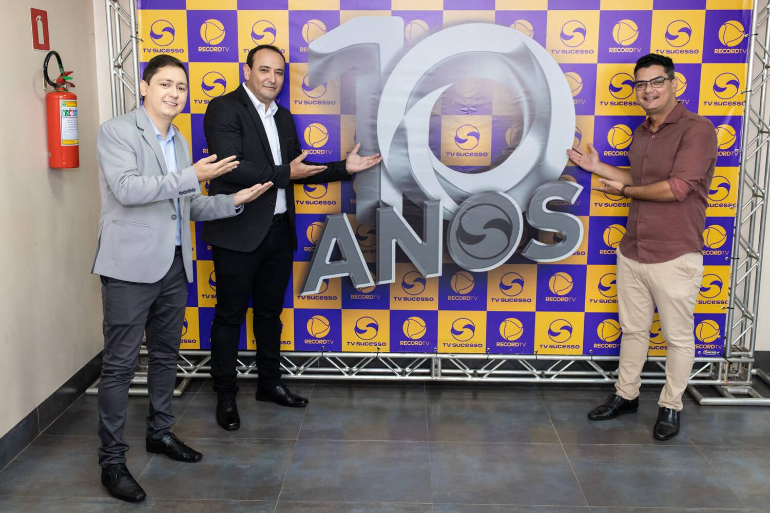 TV Sucesso comemora 10 anos em evento com presença do mercado publicitário e autoridades do Estado