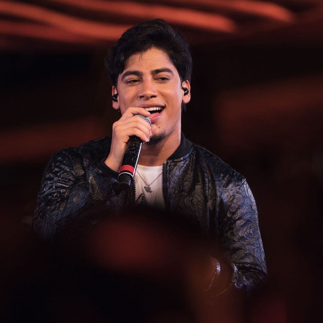 Sertanejo Henrique morre aos 22 anos após três semanas internado