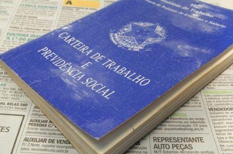 Crise econômica teve efeitos perversos no mercado de trabalho