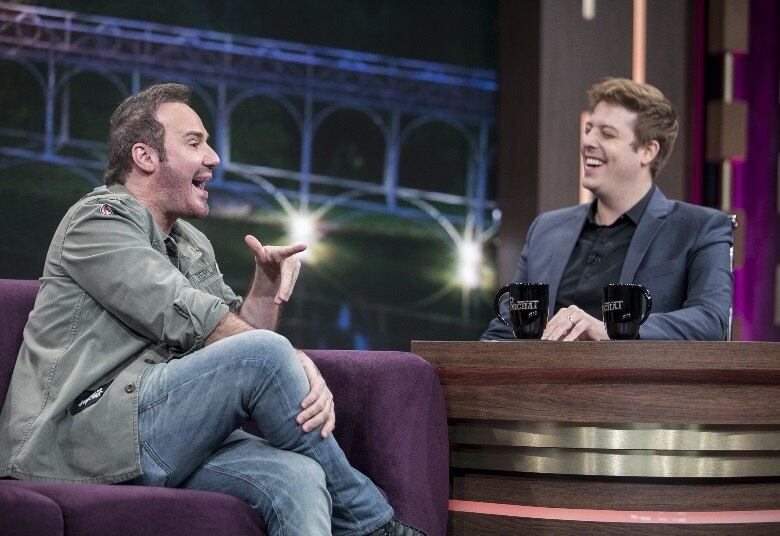 Na atração, o comediante se diverte com Porchat em mais uma edição do quadro Tela à Vista