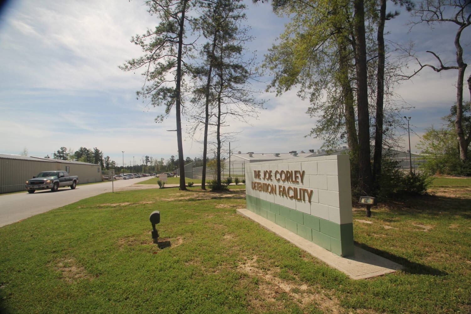 Imigrante hondurenho morre em centro de detenção
