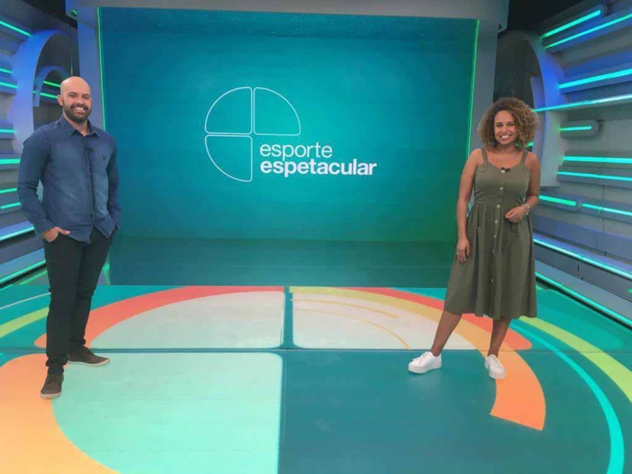 Karine Alves deixou a apresentação do