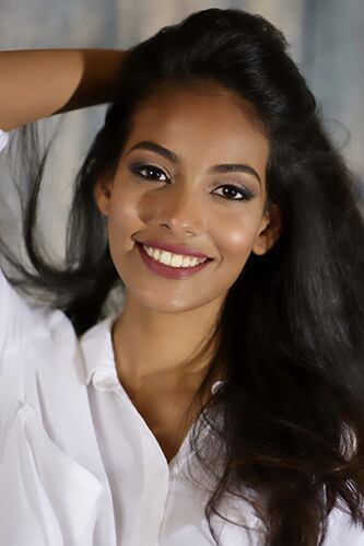 Christina Peiris, do Sri Lanka
