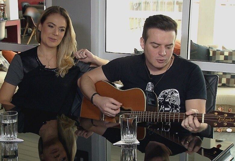 E o sertanejo revela por que o cantor
Bruno, da dupla com Marrone, é o responsável pelo sucesso de Marcos
& Belutti