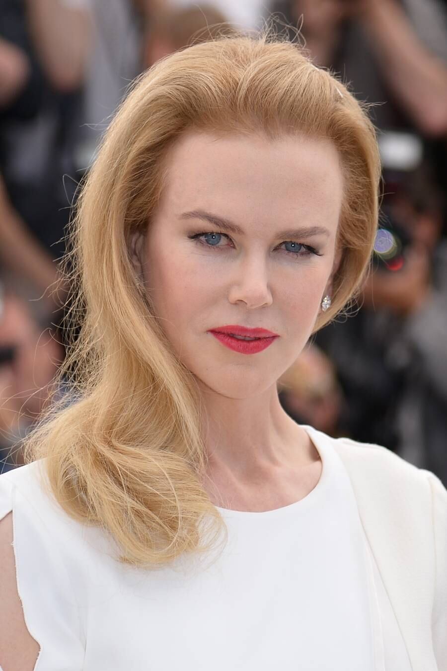 Nicole Kidman posa para
os fotógrafos do Festival de Cannes. Ela interpreta Grace Kelly no filme Grace: Princesa de Mônaco, que conta a história da crise da ex-estrela de Hollywood