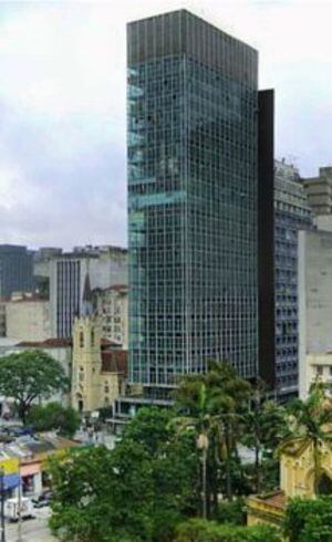 Na foto, prédio Wilton Paes