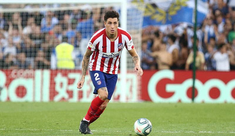 FECHADO - Considerado o xerife do sistema defensivo do Atlético de Madrid, sem dúvida alguma José María Giménez tem créditos de sobra com a torcida. Sendo assim, após renovar seu contrato com os Colchoneros até 2025, o atleta não escondeu sua felicidade. Destacando o fato de ter chegado ao time ainda jovem (aos 18 anos), agradeceu o apoio do clube desde o início por ele e por sua família.