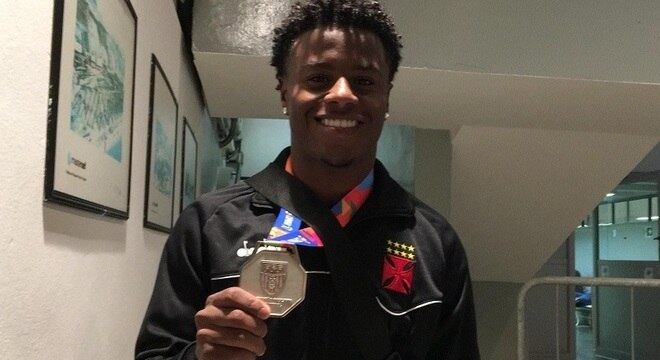 Lucas Santos enalteceu grupo e disse confiar que pode ir para o time de cima