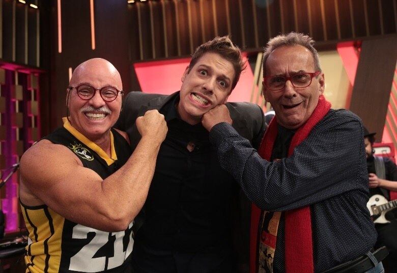 O clima de diversão e paz vai predominar o palco do Programa do Porchat desta segunda-feira (18)

• VÍDEO: Turma da Escolinha do Gugu apronta todas no Programa do Porchat
