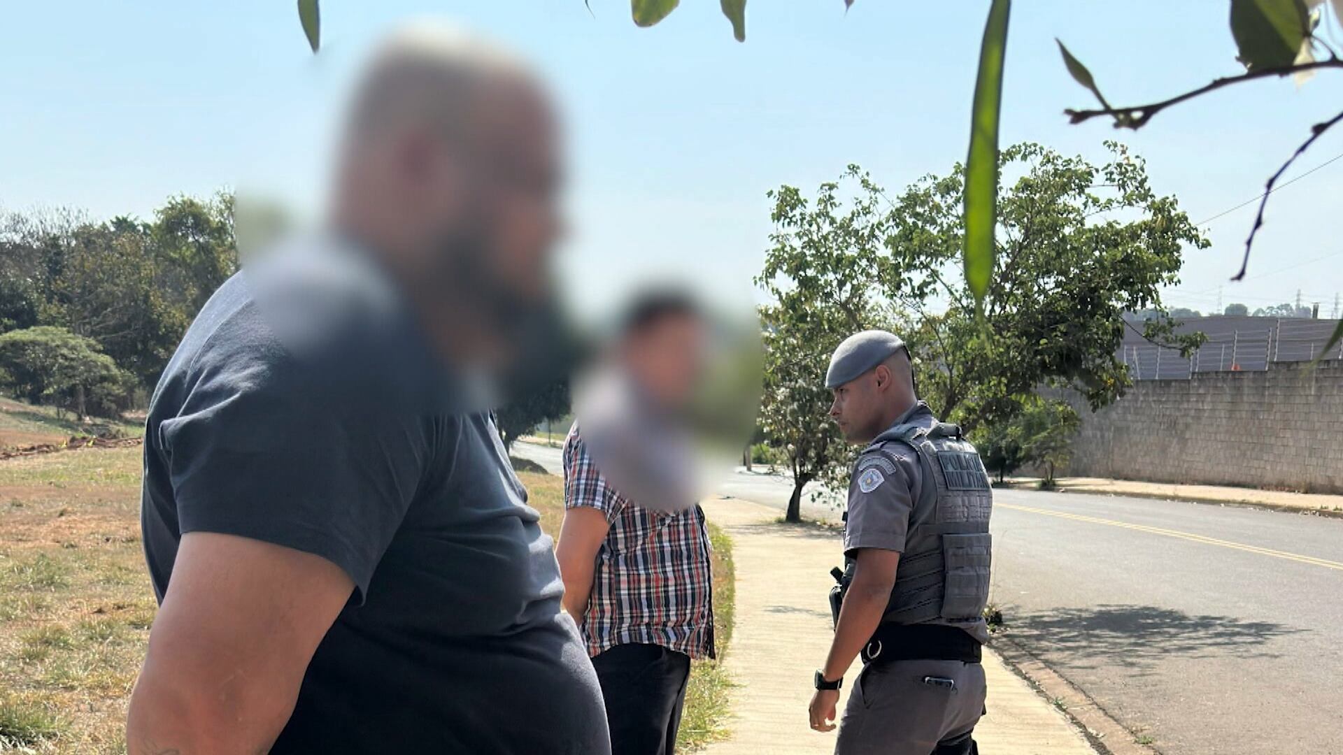 Falsos policiais federais são presos ao tentar invadir condomínio no interior de SP