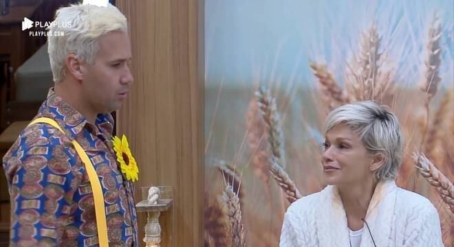 Muito próximo de Andréa Nóbrega, o peão consolou a empresária diversas vezes