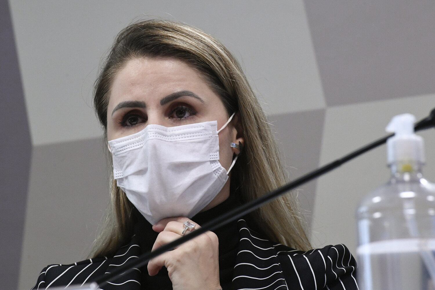 À mesa, ex-coordenadora do Programa Nacional de Imunizações do Ministério da Saúde, Francieli Fantinato.

 

Foto: Edilson Rodrigues/Agência Senado