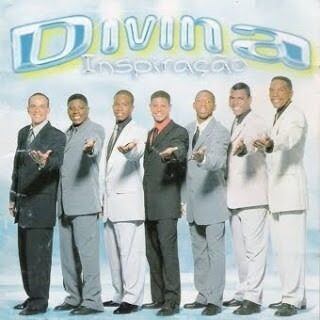 Os dois formaram o grupo Divina Inspiração, que fazia uma mistura curiosa: pagode com letras cristãs. Durante um ano, eles se dividiram entre jogos e shows. No entanto, quando Amaral foi jogar no Vasco, acabou se afastando do grupo