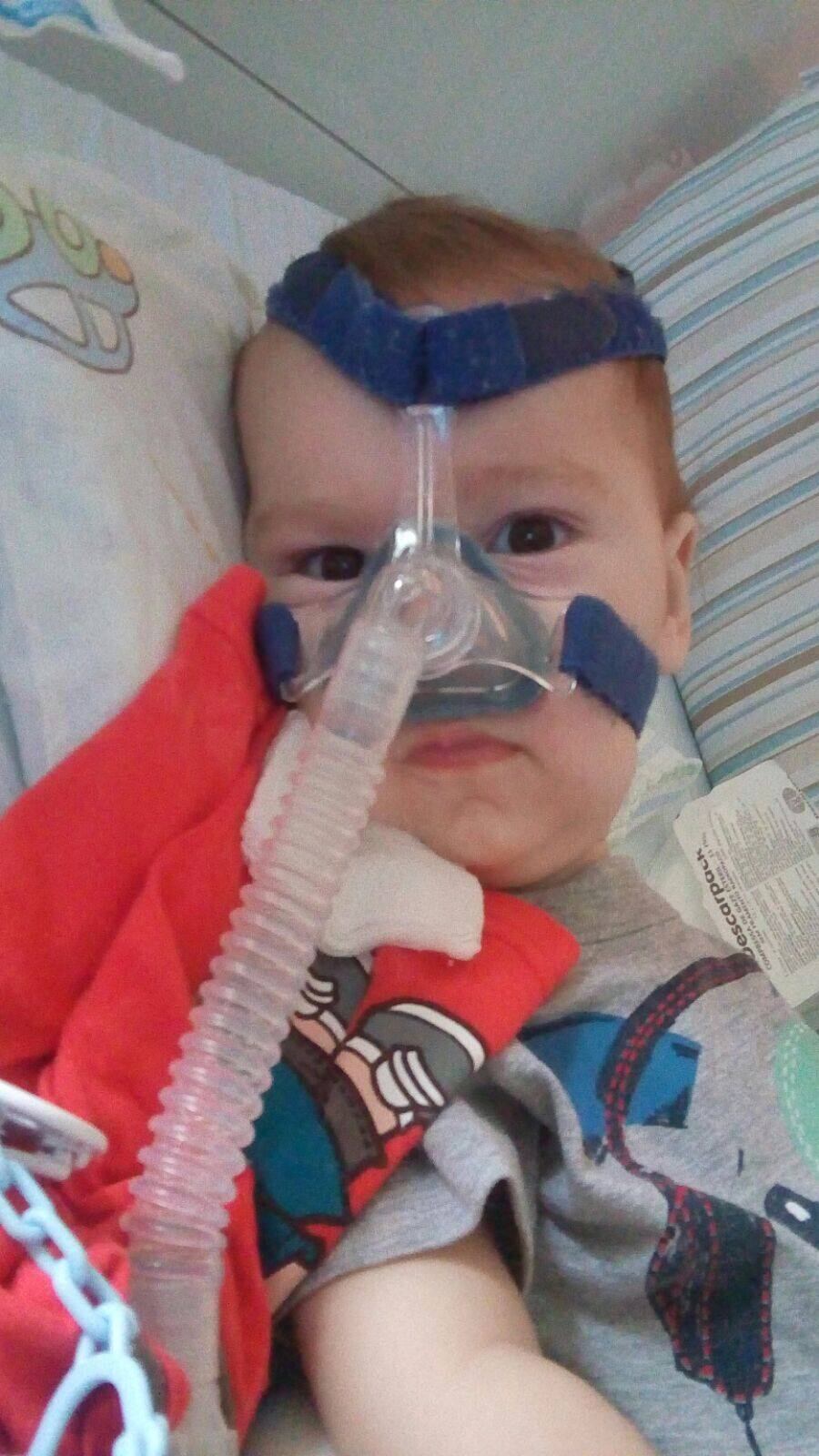 — A recepcionista disse que ele ia ter que pagar cerca de R$
2.700 para falar com o médico. Além disso, teria que ser uma consulta comum,
não relacionada com a pesquisa comandada pelo especialista, e que seria marcada
para só daqui a oito meses