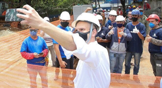 Bruno Covas visitou obras para a construção de UPA na zona sul de SP