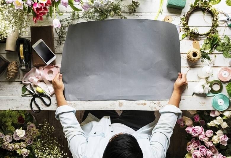 Mais de 684 mil trabalhadores voltaram ao mercado nos últimos três meses, mas quase 90% deles estão na informalidade. Um setor sem carteira assinada, mas que luta para se formalizar