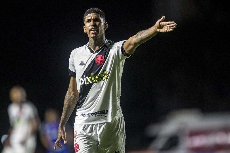 Raniel foi o autor do gol que deu a primeira vitória do Vasco na Série B