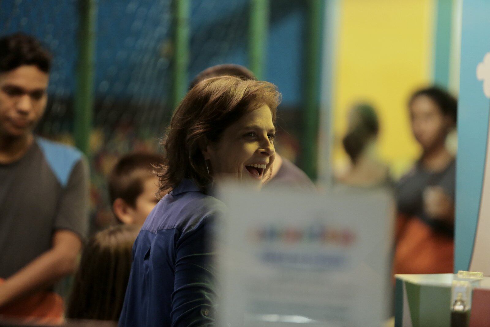 Drica Moraes comemora aniversário do filho adotivo em parque infantil