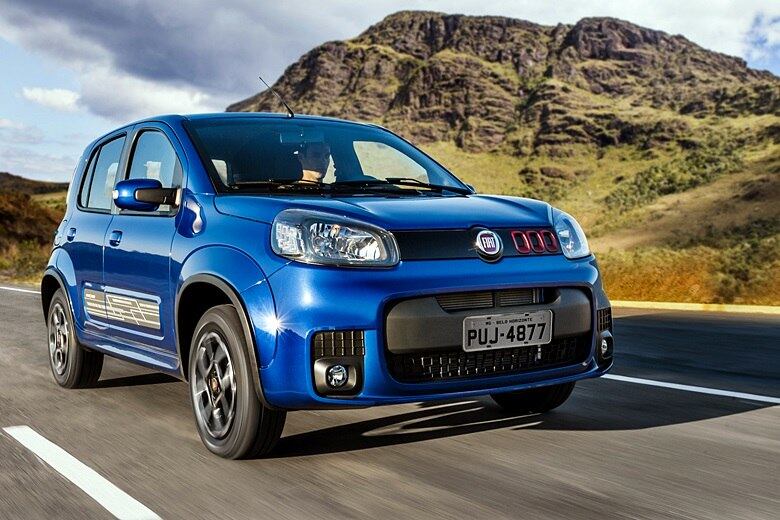 Novo Fiat Uno mudou pouco por fora e muito por dentro