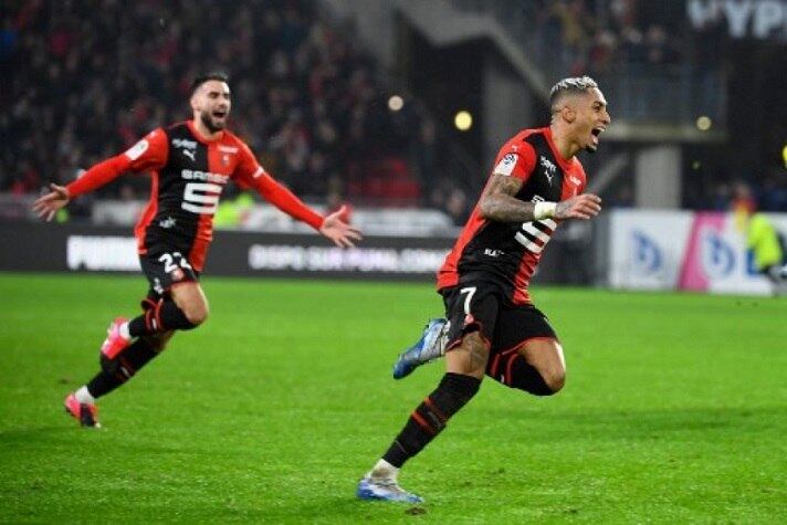 12) Raphinha - Rennes-FRA - 30 jogos - 7 gols