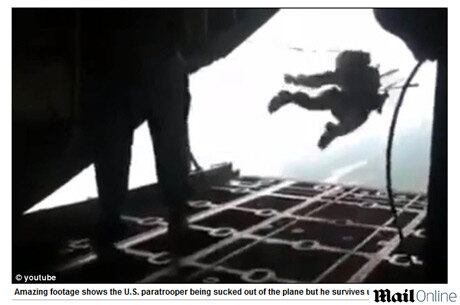 Imagens mostram momento exato em que soldado sai voando