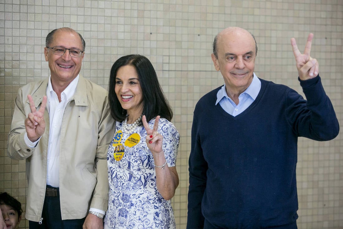 Alckmin votou acompanhado da mulher Lu Alckmin e de Serra