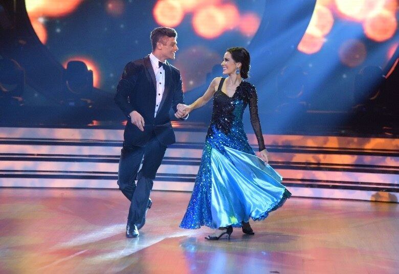 Na grande estreia no palco do Dancing Brasil, Maytê e Paulo dançaram bolero, com Se Eu Não Te Amasse Tanto Assim, grande sucesso de Ivete Sangalo

• VÍDEO: Sucesso de Ivete Sangalo embala Bolero de Maytê Piragibe e Paulo Victor
