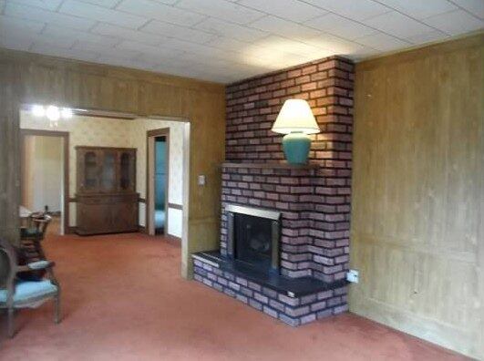 Anos depois, o músico retornou à residência e morou novamente no local entre
os 16 e 20 anos, segundo um perfil da casa feito pela agência