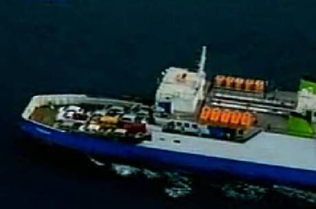 Embarcação Pinheiro ficou à deriva, segundo passageiros