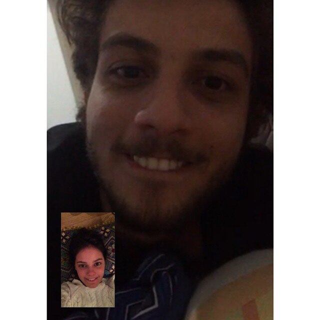 A distância não é um problema! Nada melhor do que uma conversa por vídeo para fazer caretas juntos