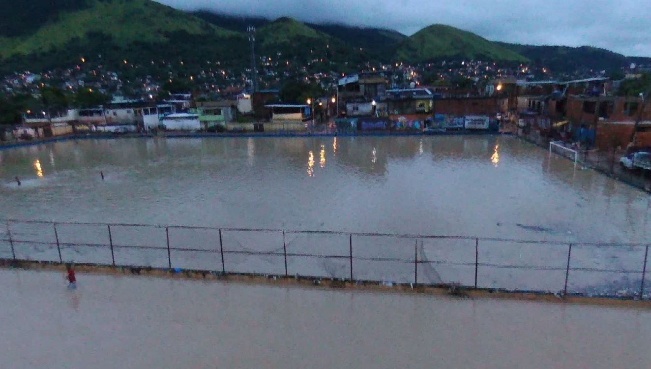 Baixada Fluminense é afetada pelas fortes chuvas do fim de semana