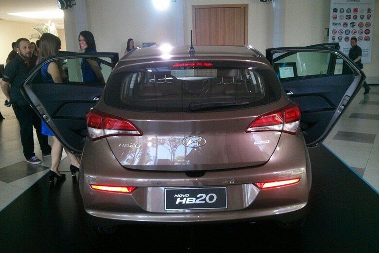 2° Hyundai HB20 Comfort 1.0

SP — R$ 1.731
RS — R$ 2.445
DF — R$ 2.026
RJ — R$ 1.422
BA — R$ 1.498

