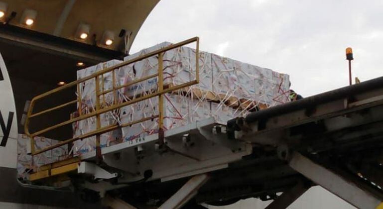 Mais 1 milhão de doses da vacina da Pfizer chegam ao país neste sábado (2)