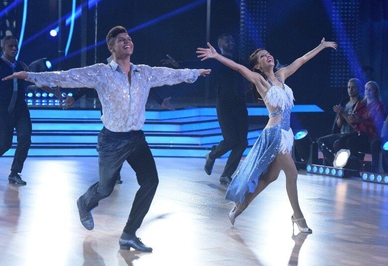 Os dois empolgaram com o sucesso It's Raining Man, do grupo Weather Girls