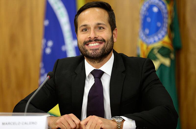 Calero se demitiu da Cultura após pressão de Geddel por aval a prédio de luxo em Salvador. Temer também teria atuado no caso