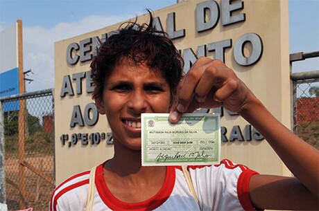 Número de eleitores jovens no RJ caiu pela metade em quatro anos