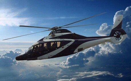 Faz uma viagem entre São Paulo e o Rio em menos de uma hora, voando a 1000 m de altura