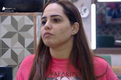 Perlla disse que ficou com o 'pé atrás' com Rafael Ilha