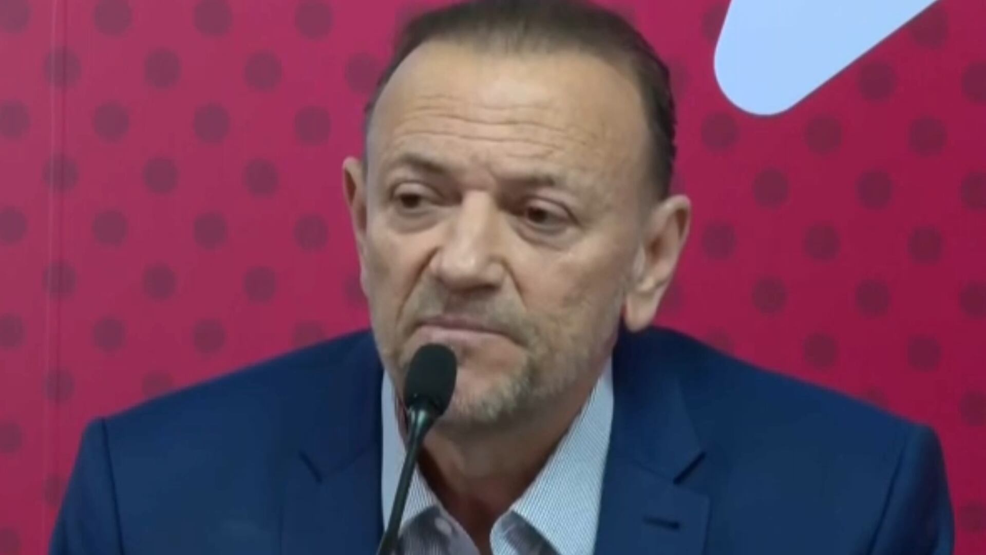 'Conjuntura internacional exige um partido forte', afima novo presidente do PT