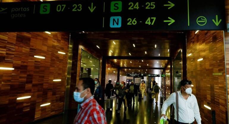 Portugal adotou restrições mais duras em janeiro, após explosão de novos casos de covid