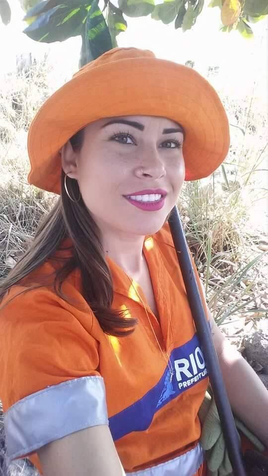 Após ser descoberta, em 2015, Rita Mattos se transformou em uma celebridade na internet

Gari Gata diz que recusou proposta para fazer programa: "Vou vencer com meu trabalho"
