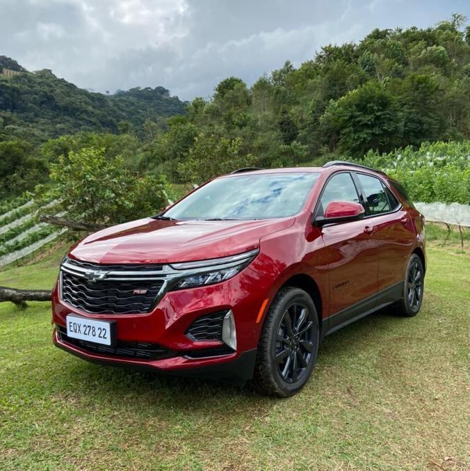 Motor combinado de injeção direta de combustível com caixa automática de seis velocidades