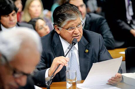 Clésio Andrade pode ser o único réu do mensalão mineiro no STF