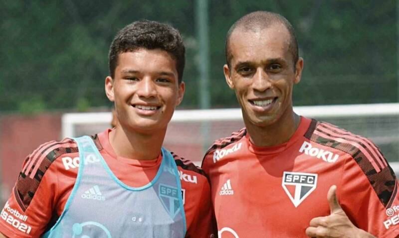 João Vitor, de 16 anos, que integra a categoria sub-17 do São Paulo