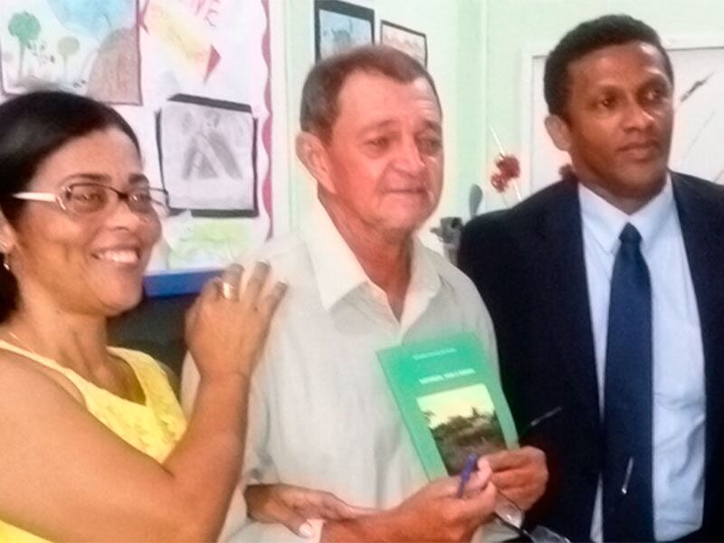 No livro, são abordados temas como natureza, educação, política, costumes da vida rural, etc