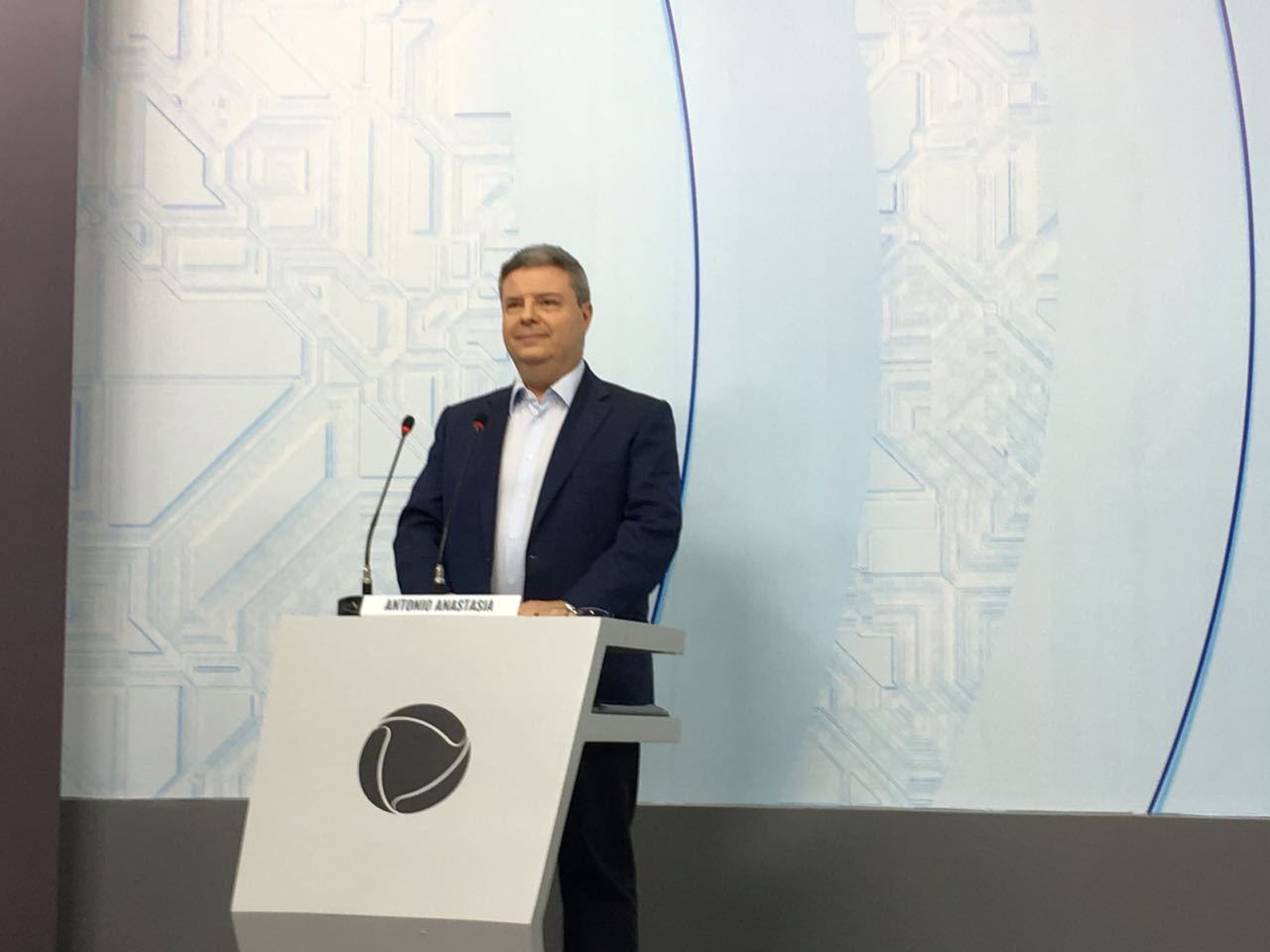 Anastasia diz que Aécio Neves não participará de seu governo, se eleito