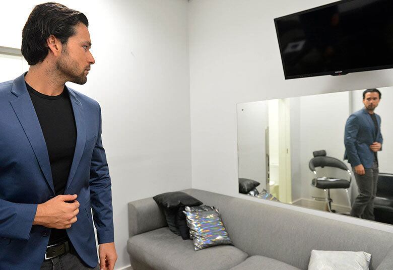 Aquela conferida no look para ver se está tudo certo