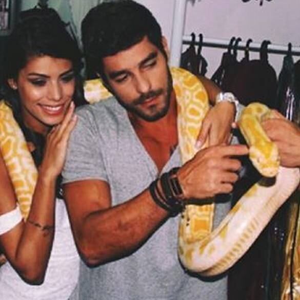 Hoje o casal "Frango" exibe nas redes sociais que estão apaixonadíssimos, e não veem a hora de chegar o grande dia
